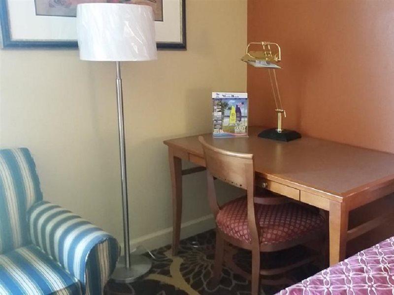 Super 8 By Wyndham Myrtle Beach/Market Common Area Exterior foto